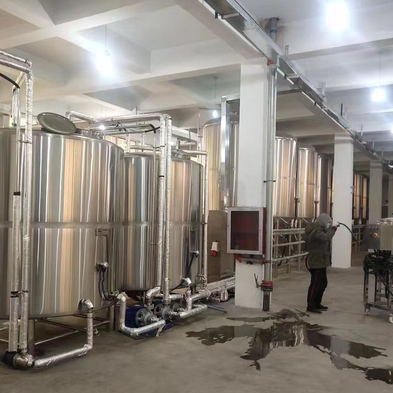 壤塘精酿啤酒设备