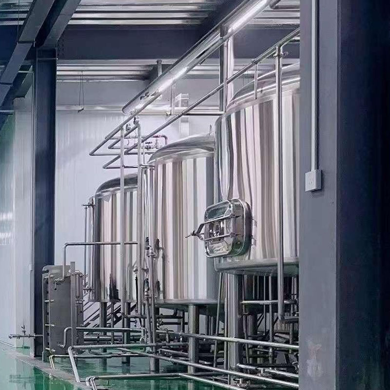壤塘精酿啤酒设备